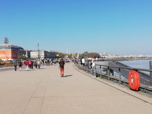 les quais de bordeaux